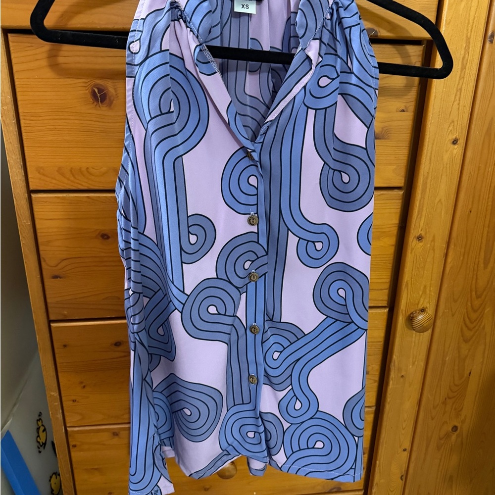 Manuhealii Purple Swirl Patterned Top - Picture 2 of 5